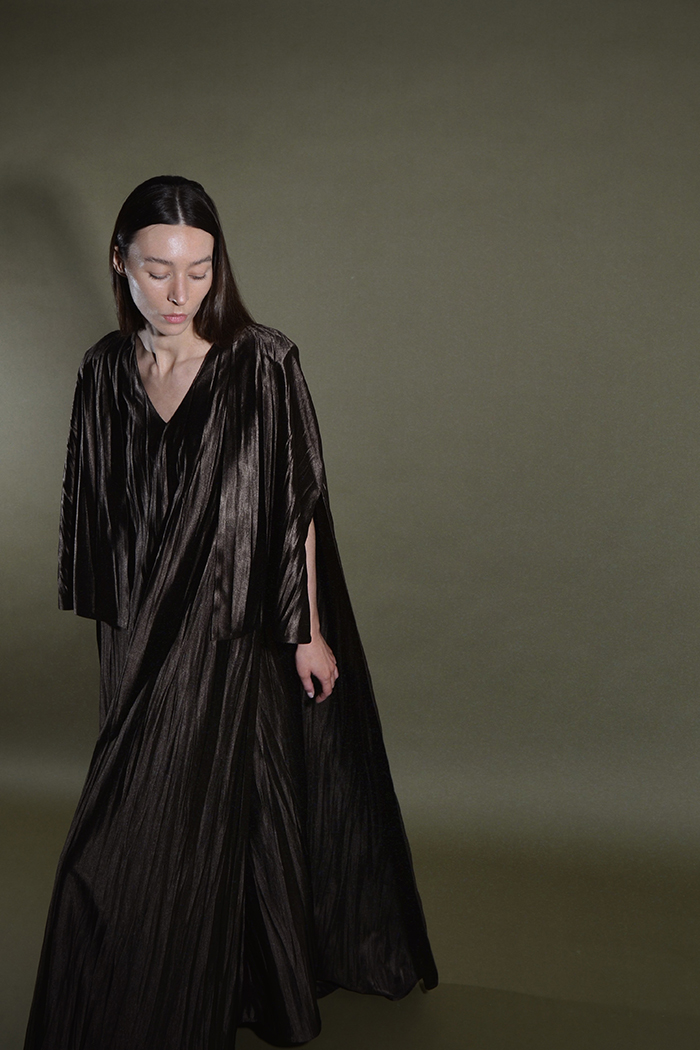 pleated cape kaftan_3